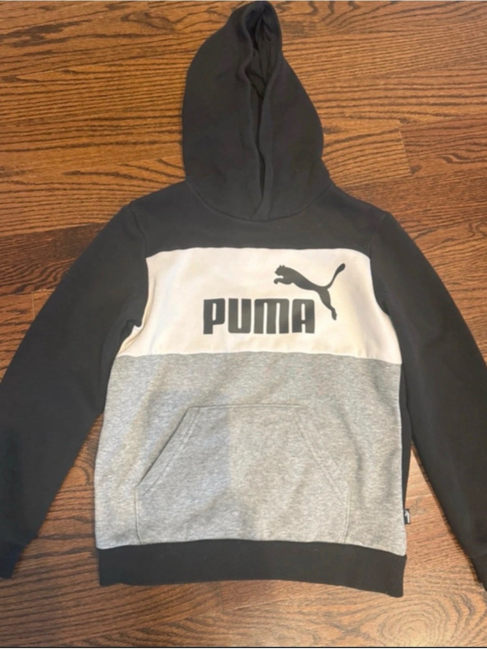 Like New Puma Boys Pullover Hoodie, Size Small